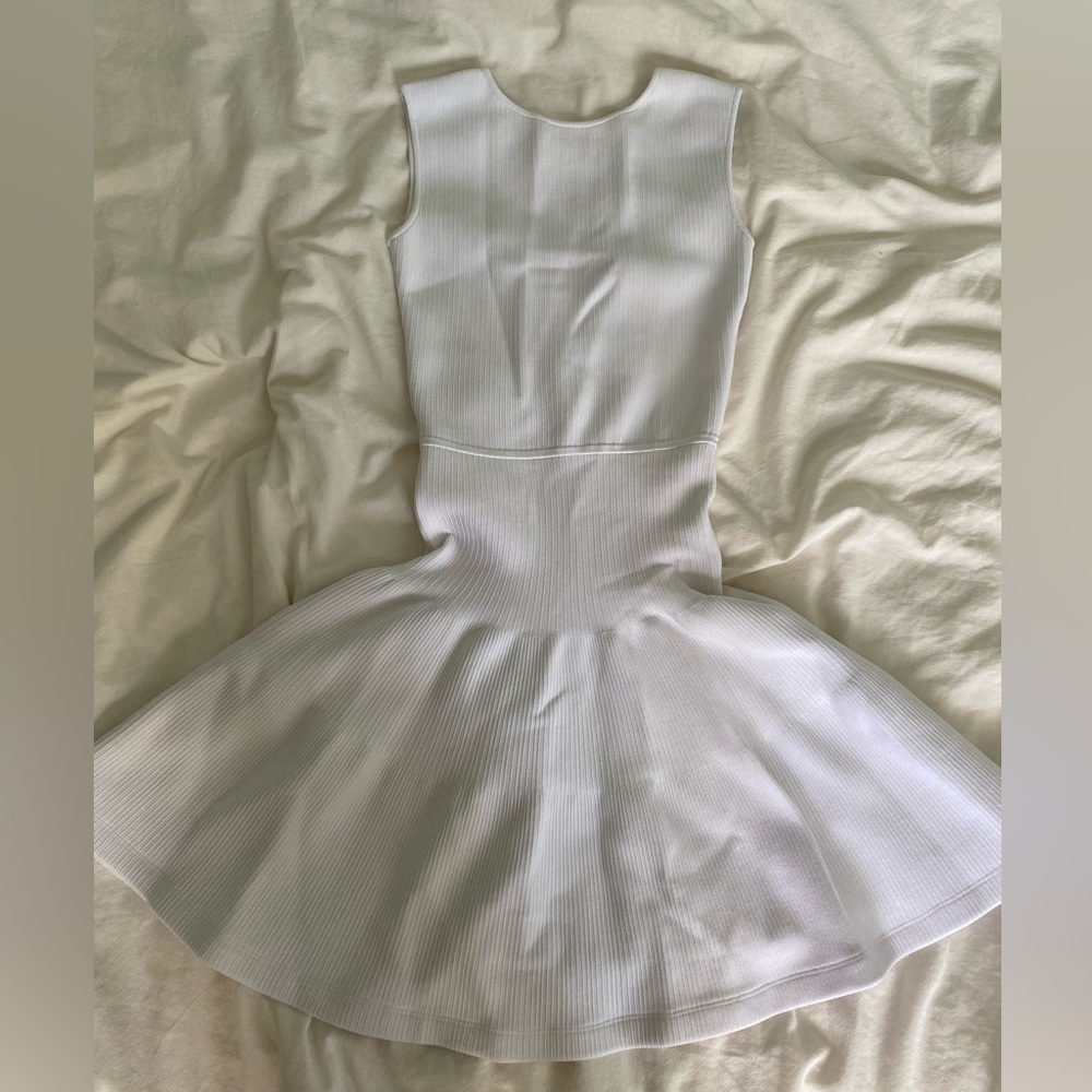 Issa London Women’s White V-Neck Dress